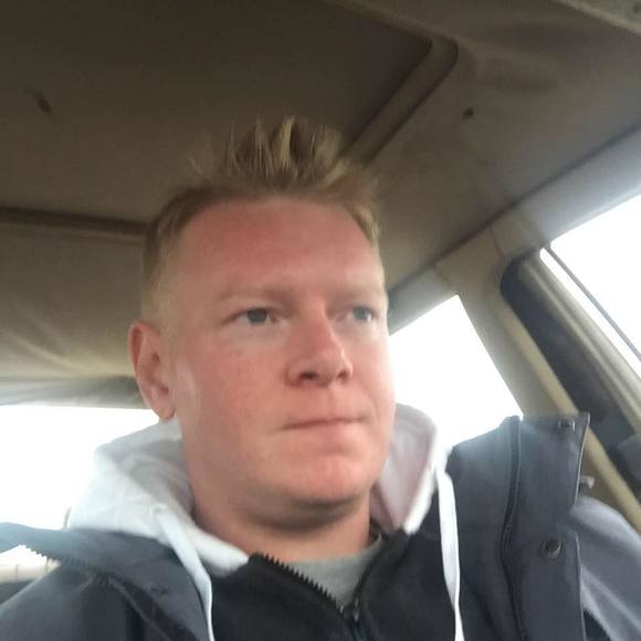 Meet your Posher, Derek - Picture 1 of 1